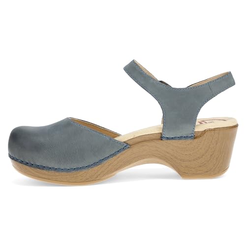 Closed-Toe Sandal with Arch Support S7256