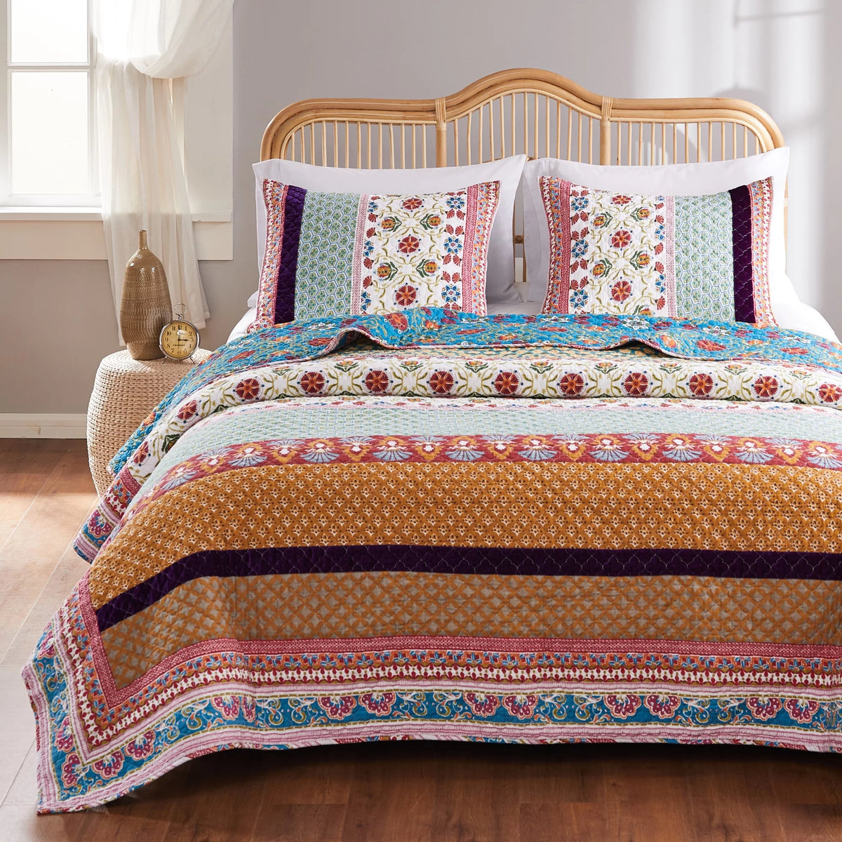 3-Piece King/Cal King Reversible Cotton Quilt Set O374149