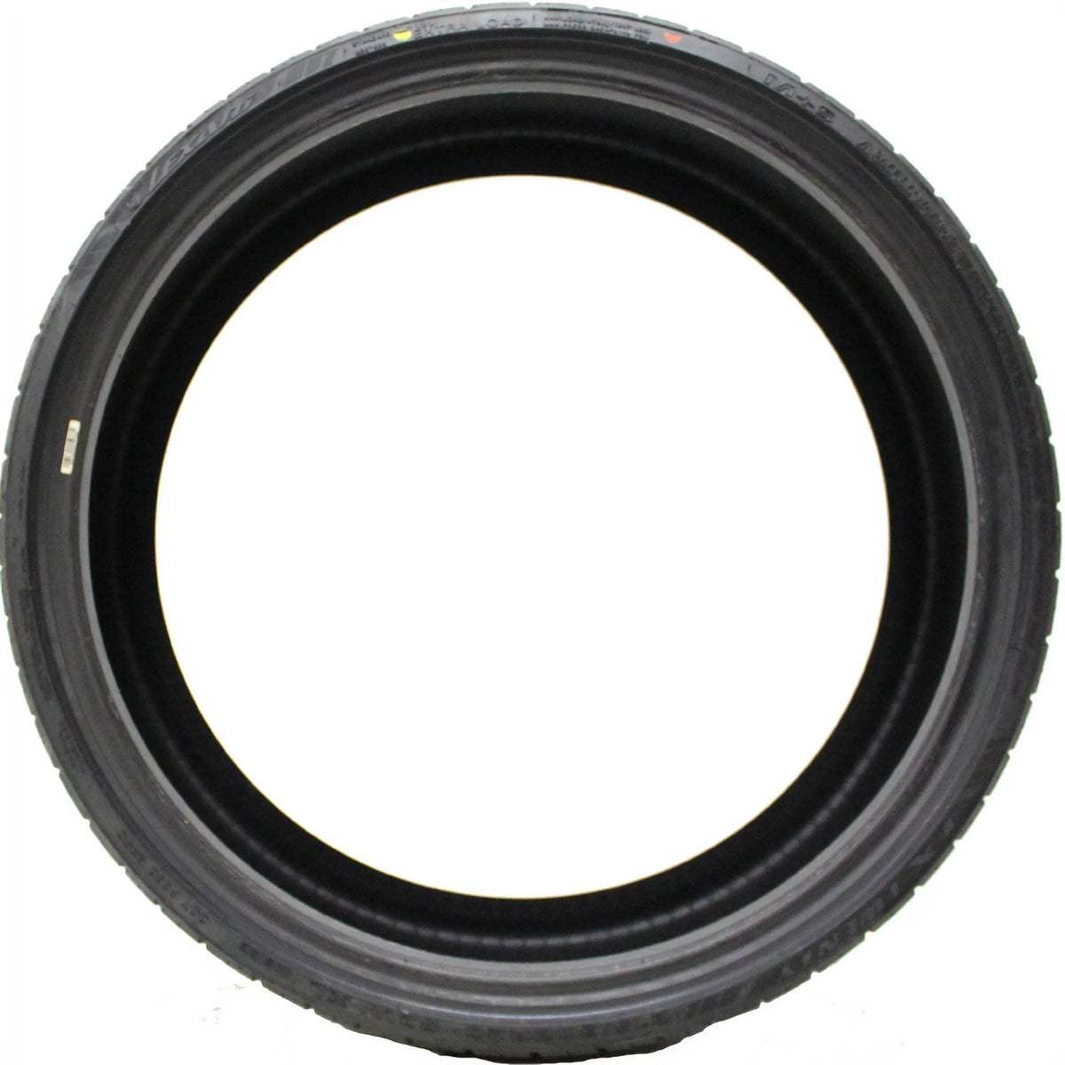 255/40ZR20 101W XL Passenger Tire V387484
