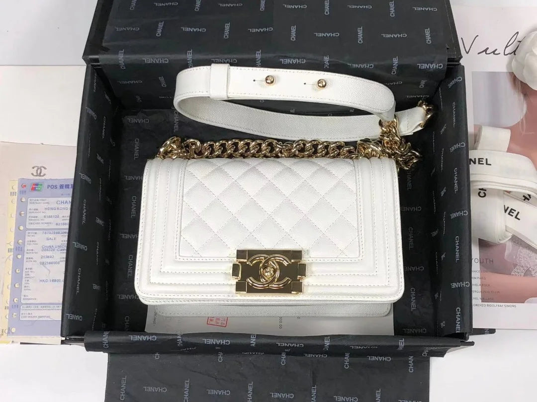 White Flapbag E5950
