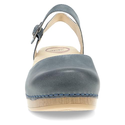 Closed-Toe Sandal with Arch Support S7256