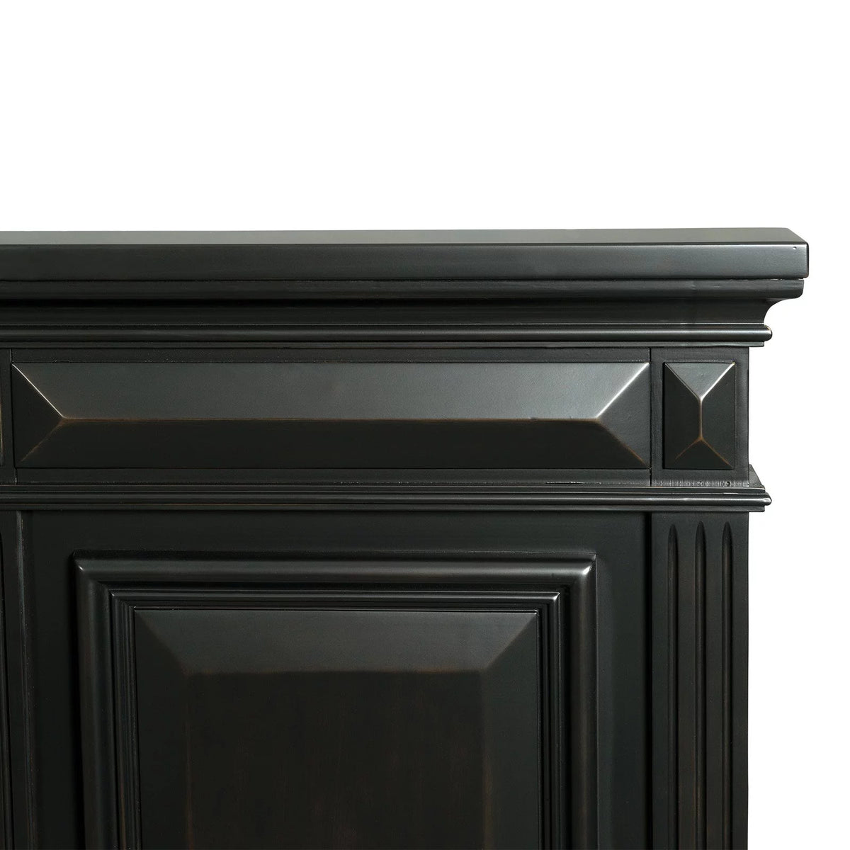 King Panel Bed in White U56370