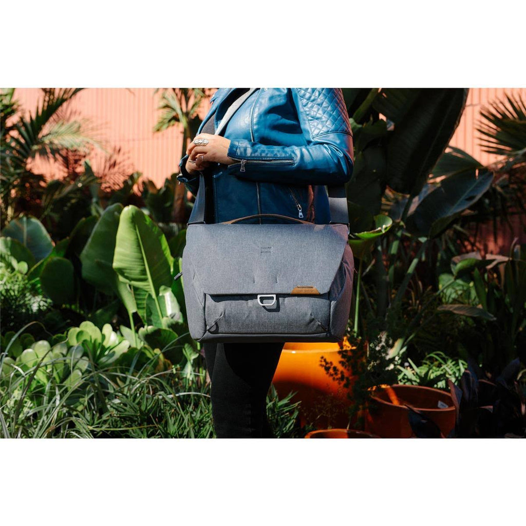 Messenger 13L Ash X354275