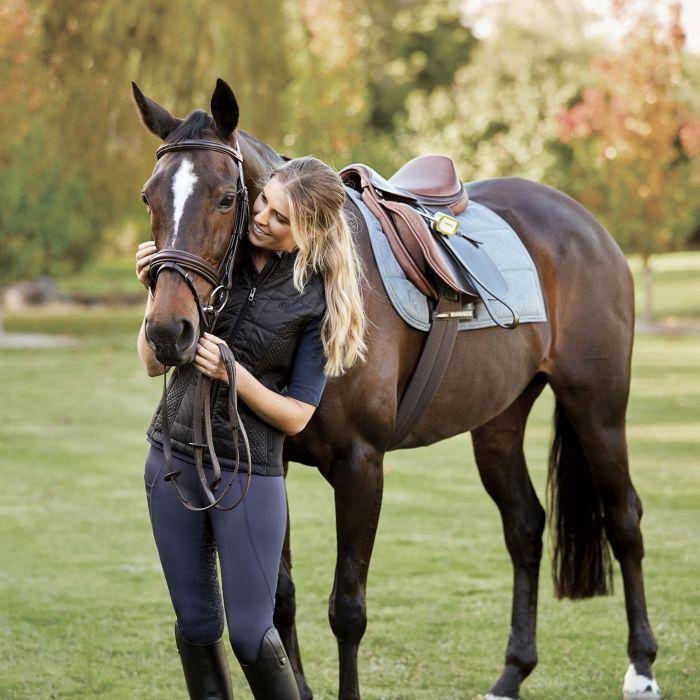 All Purpose Saddle with Round Cantle - 17.5 / Black I486