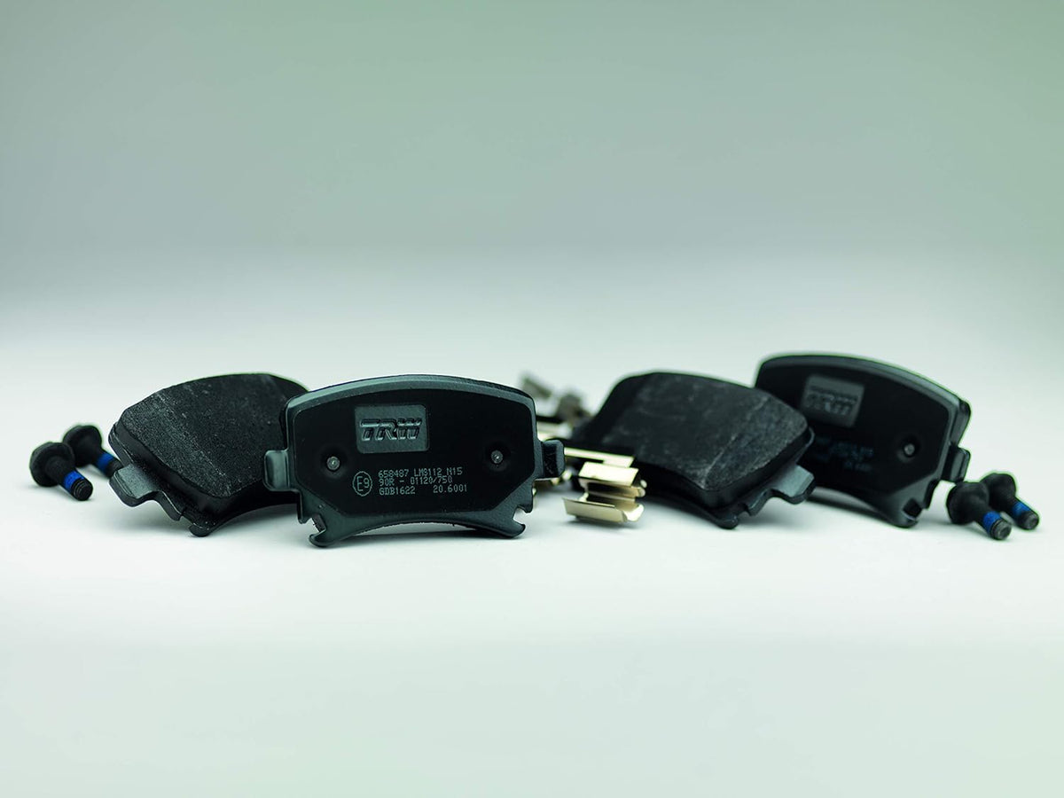 Disc Brake Pad Set Rear, Pack of 2 D949981