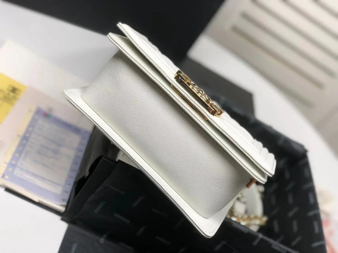 White Flapbag E5950