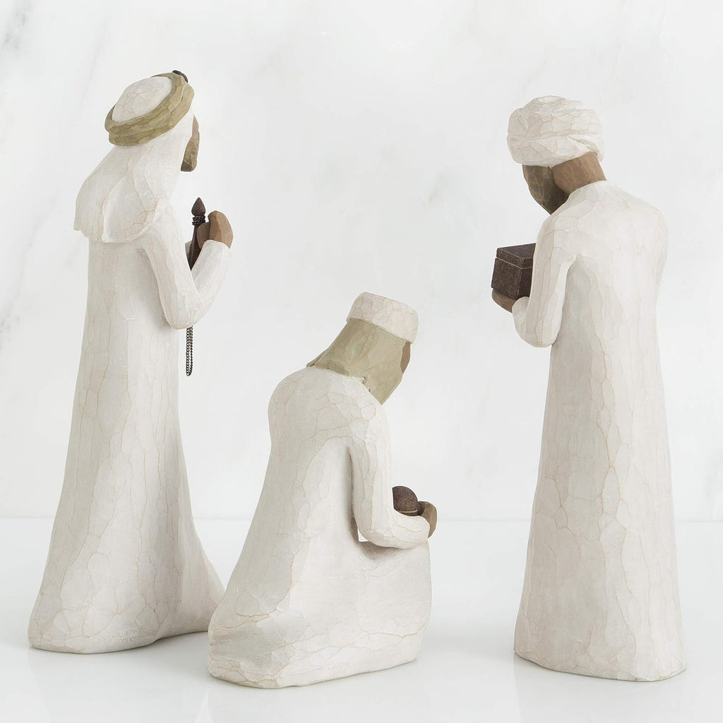 Set of 3 Walking, Bowing, Kneeling Figures N67025