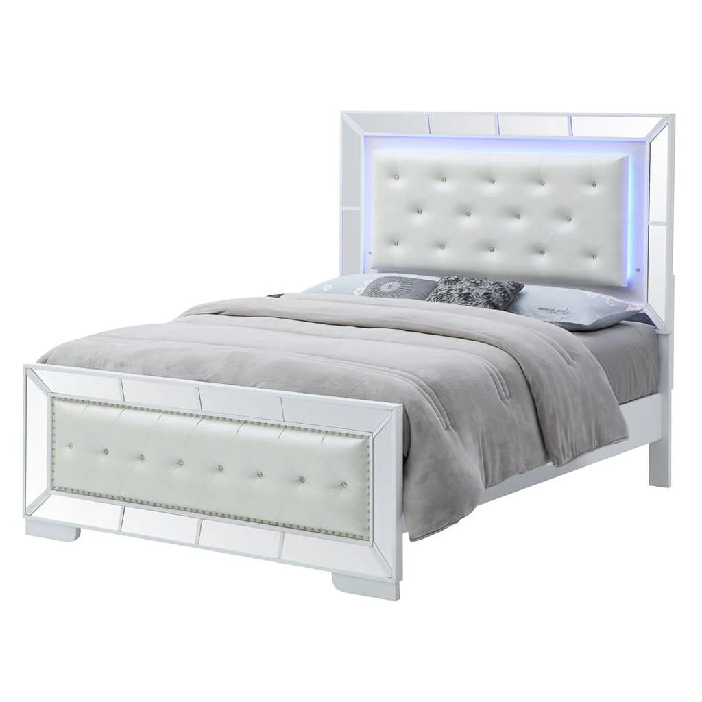 Contemporary Wood King Panel Bed in White Finish J235510