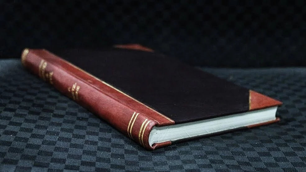 Historical Documents on the Commune Leatherbound K711044