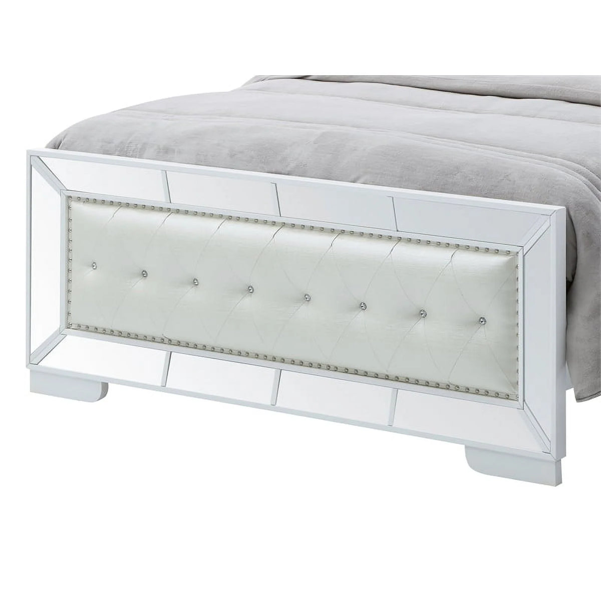 Contemporary Wood King Panel Bed in White Finish J235510