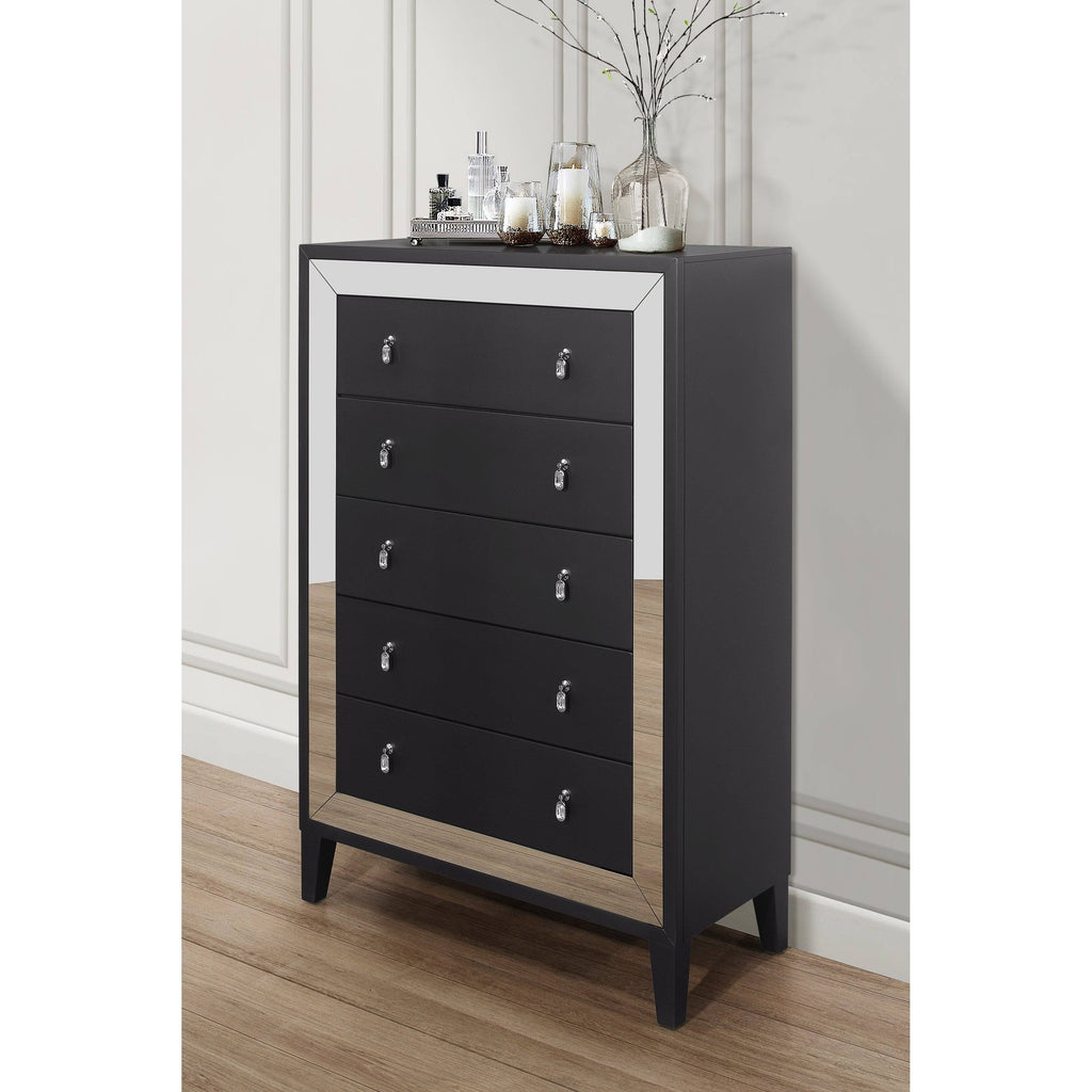 Black Chest C52368